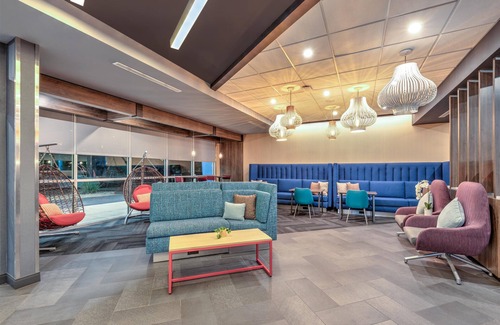 The Colony Hotel | Tru by Hilton The Colony Dallas