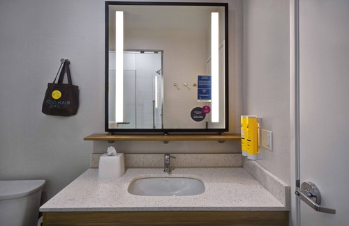 West Memphis Hotel | Tru by Hilton West Memphis, AR