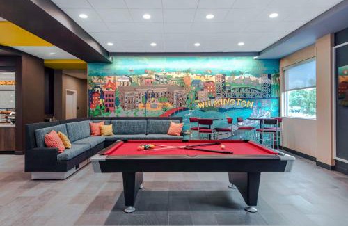 Westfall Park Hotel | Tru by Hilton Wilmington Wrightsville Beach