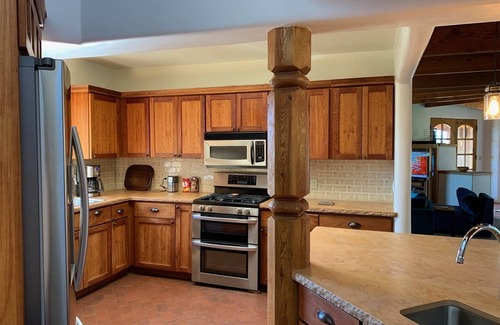 El Prado Casa | Truly Taos Garden in the Desert