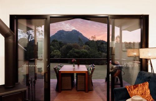 Rathdowney Casa | Tuckeroo Cottages - Cockatoo Cottage