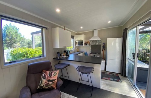 Whanganui Apartamento | Tui's Retreat - Peaceful, Private, and Close to Town