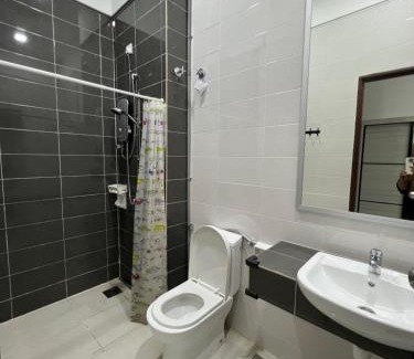 Bukit Kuin Satu Casa | Tulips Homestay