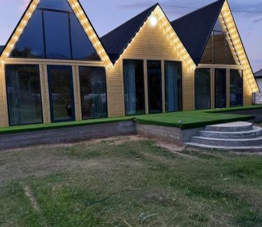 Saty Chalet De Esquí | Tulpar Village