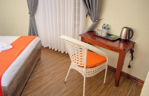 Kapsabet Complejo | Turaco Intercounty Resort Limited