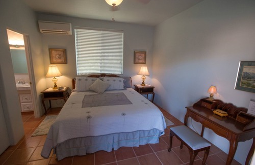 Indio Hills Cama Y Desayuno | Turtle Back Mesa Bed & Breakfast