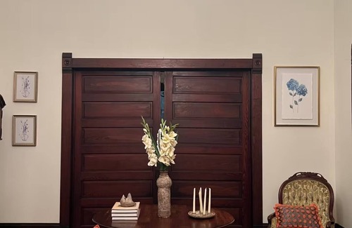 Verona Casa | Twin Oaks- Historical Home