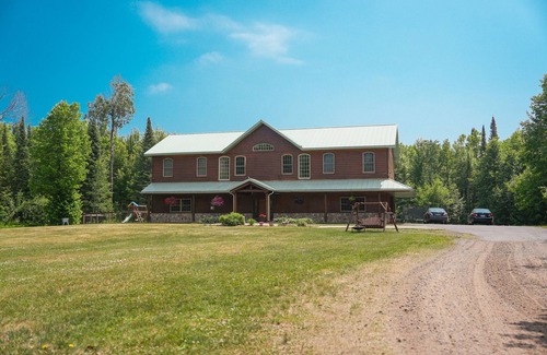 Hermantown Chalet De Esquí | Twin Ports Hideaway