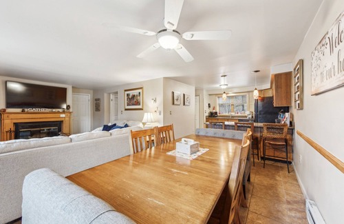 North Creek Casa | Twister 68i - Mountain Retreat With Stunning Views 3 Bedroom Townhouse by The Summit at Gore Mountain