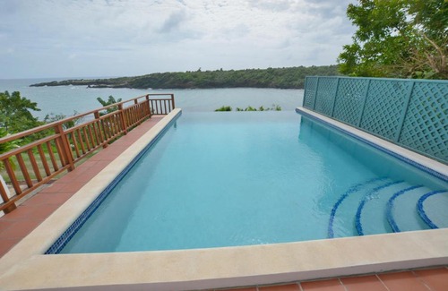 Crochu Hotel | Two Bays Beach Villa, Apartment, and Studios