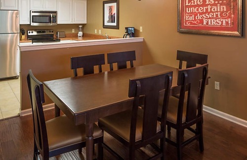 Hershey Complejo | Two Bedroom Condo, Hershey, PA 2582905