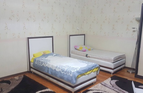 Mary Casa | casa de dos habitaciones para una familia