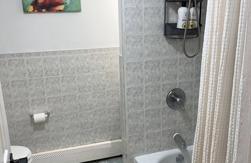 West New York Apartamento | Two Bedroom Private Apt near NYC!