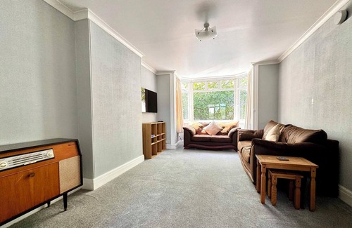 Ville Au Roi Apartamento | Two bedrooms, Shower, Lounge & Kitchen