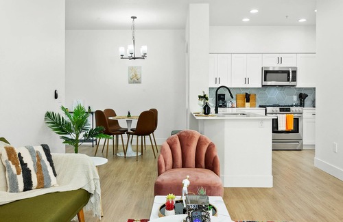 Glendale Sports and Entertainment District Apartamento | TWO CozySuites Apartment DowntownChandler