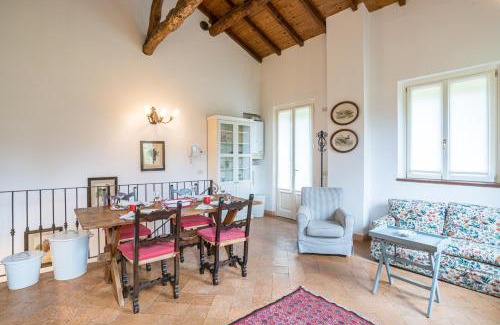 Villa Guardia Apartamento | Two floors APT with shared pool and parking!