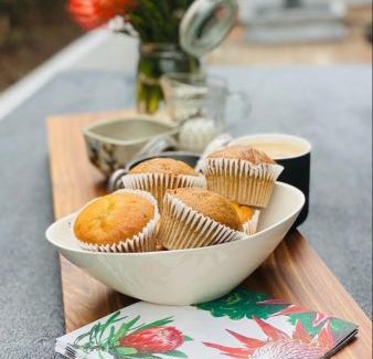 Newlands Casa | Ty-Bach Cotttage leafy Newlands Village