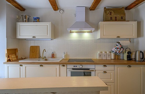 Theix-Noyalo Casa | Ty Chaumière - Charmante Petite Chaumière en pierre avec jardin