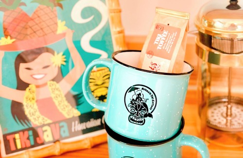 Tybee Island Cabaña | Tybee’s Tiki Cottage Couples Getaway: Hot Tub, Tiki Bar, FREE Golf Cart & Bikes