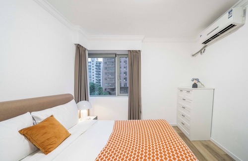 Changning Cama Y Desayuno | Tyms Luxury 4BR 2BA APT Garden