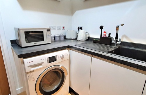 Northampton Apartamento | Apartamento ultramoderno, súper cómodo, 2 habitaciones, Northampton Town Center