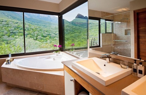 Hoedspruit Casa | umVangati House