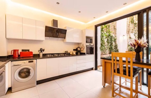 Semlalia Apartamento | Un Loft Duplex Familial en Plein Coeur du Quartier Chic de Gueliz Avec Piscine !