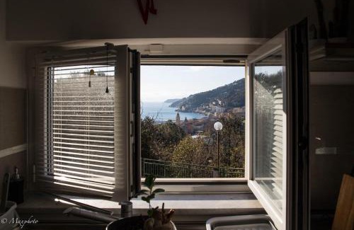 Voltri Apartamento | Una finestra sul mare