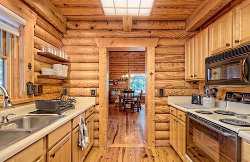 Blairsville Cabina | Unforgettable Sunsets On The Ridge & King Beds