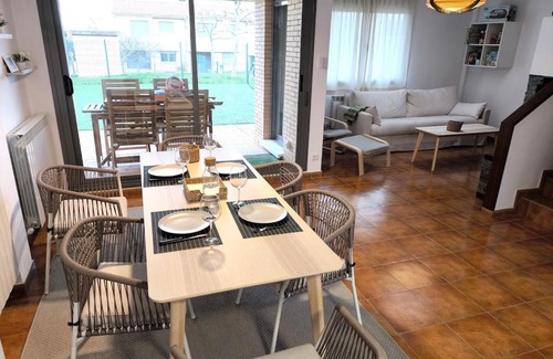 Ciruena Casa | Unifamiliar con jardín, piscina, tenis y pádel