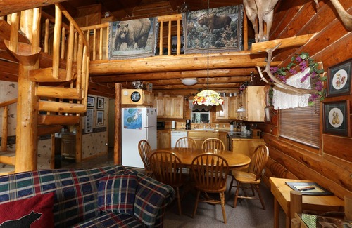 Anchor Point Casa | Excepcionalmente Alaska, vacaciones Entrar Bienes Inicio Situado en una natural 14 Acre Homestead.