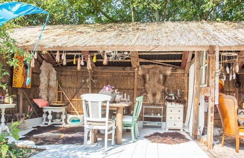 Sleen Casa | Granja de vacaciones contemporánea en una ubicación única en Sleen