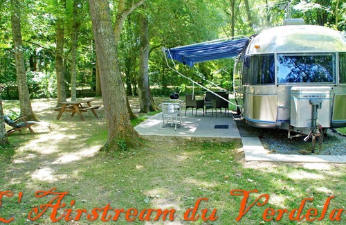 La Menitre Cabaña | Escapada única en una Airstream vintage en Anjou