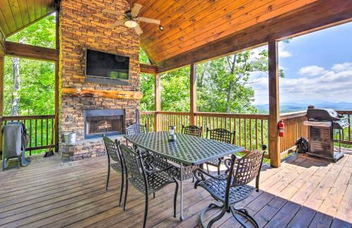 Mineral Bluff Casa | Unique Mineral Bluff Home with Mountain Views!