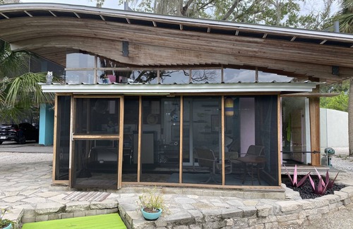 Southside Rural Community Casa | Unique resort workspace guesthouse Nature 2ppl kayaks fishing beachfront