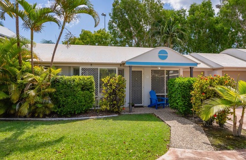 Noosaville Villa | Unit 1 - Renovated 2 Bedroom Ground Level Villa