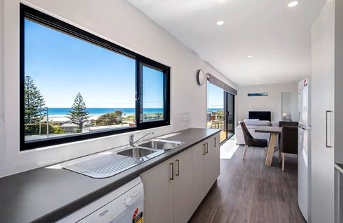 Scamander Apartamento | Unit 2 - Stunning Views - Scamander Lifestyle!