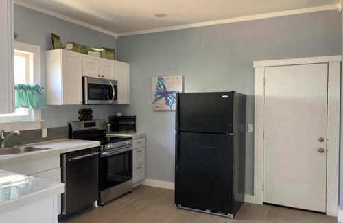 Globe Apartamento | Unit 3 - Turquoise - Pinal Creek East - Wifi - central location