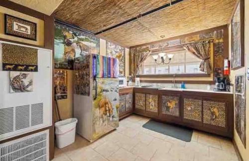 Liberty Hill Casa | Unit 4 Unique 2-Bedroom Near the River!