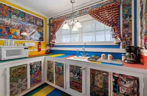 Liberty Hill Casa | Unit 6 Fun Whimsical 2-Bedroom Stay by the River!