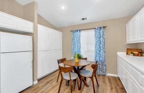 Merced Casa | University Pastoral - Family Perfect Close to UCM