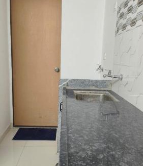 Pardi Casa | Unix Hotel And Guest House