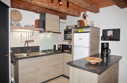 Metairies-Saint-Quirin Casa | Un refugio inusual en Lorena