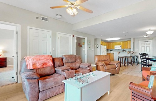 Fort Morgan Pines Condominio | Unwind at Navy Cove 2106 – Relaxing Bay Views!