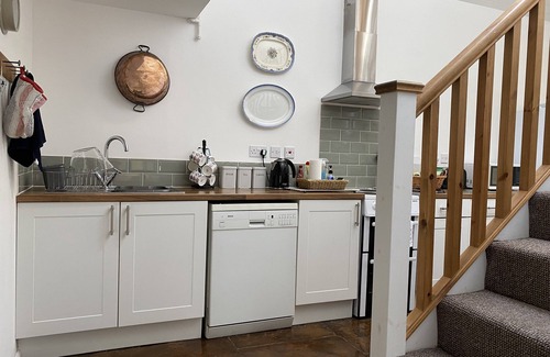 Goodrich Casa | Unwind in traditional, quality accommodation in picturesque area