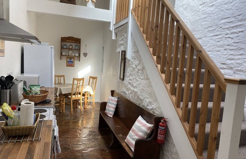 Goodrich Casa | Unwind in traditional, quality accommodation in picturesque area