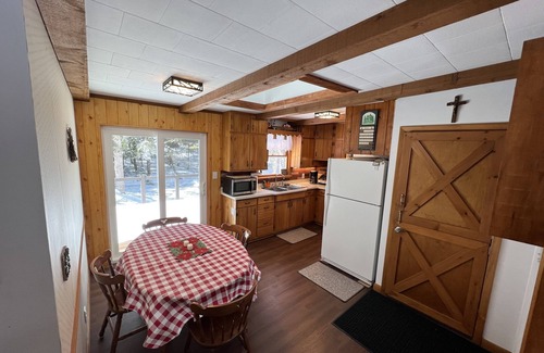 Deerbrook Cabaña | “Up North”🌲Get Away, Stay and Play🌲