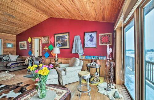 Burlington Casa | Updated Cabin on 7 Acres - Day Trip to Lake Geneva