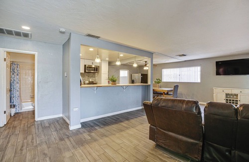 El Centro Casa | Updated El Centro Home w/ Private Patio