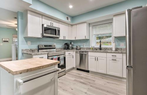 Rose Haven Casa | Updated North Beach Cottage Pet Friendly!